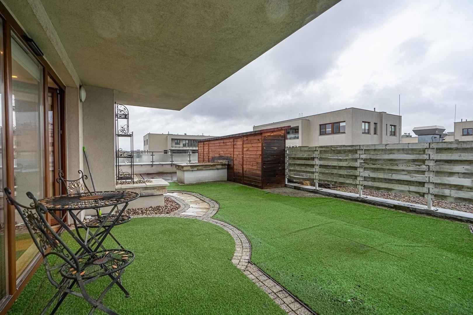 Sokratesa Business - 52m2 Terrace, Parking, Metro Nearby - By Rentujemy Apartament *